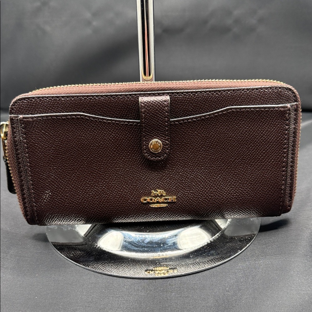 Coach preloved plum Leather Zip Wallet
